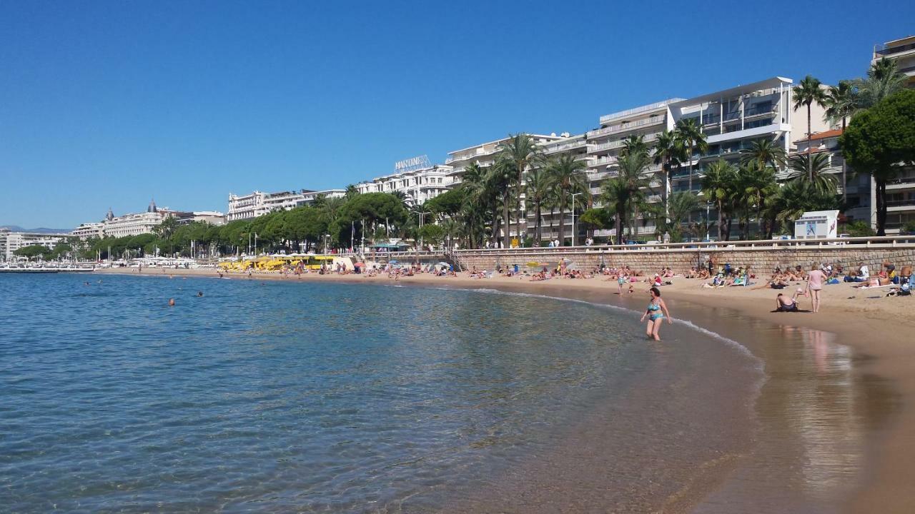 Central Avec Jardin Кан Екстериор снимка